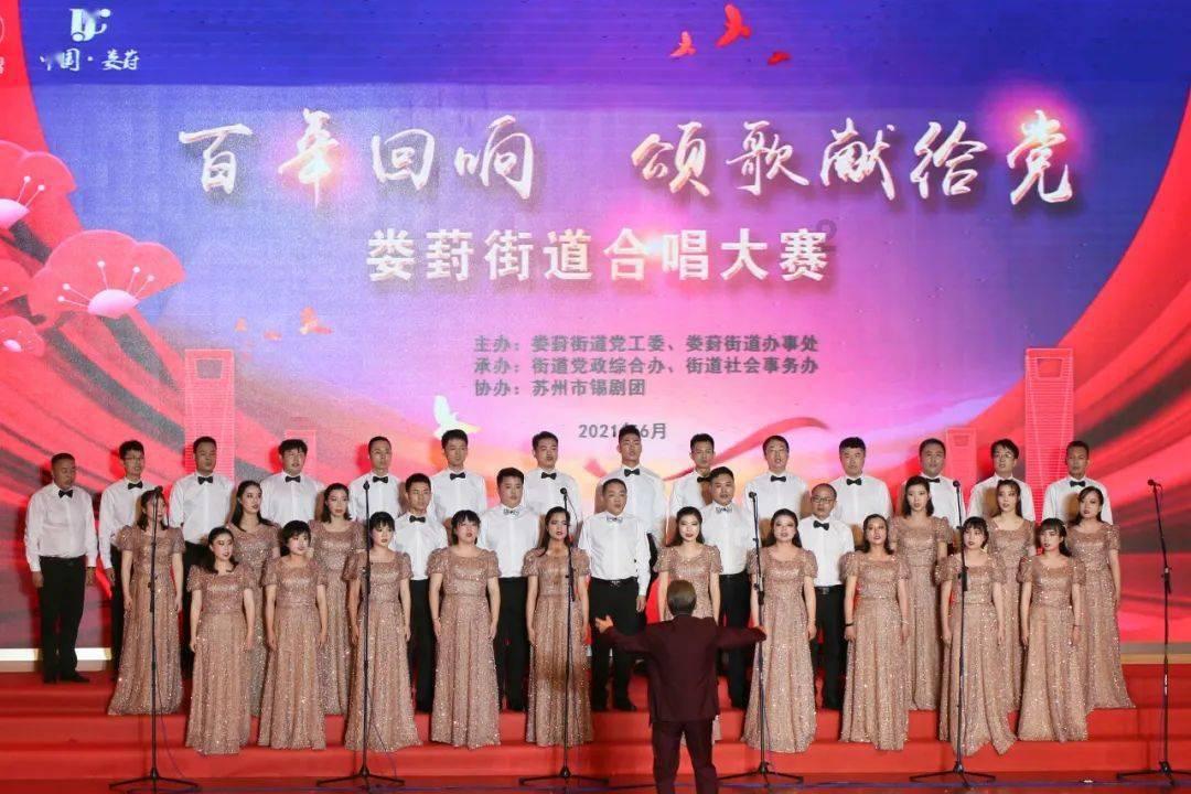 一个已婚的女人对我忽冷忽热，有一次朋友在她面前提起了我的前女友，她很是在意？游戏画面